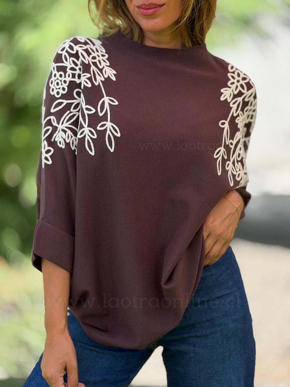 Sweater Bordado choco