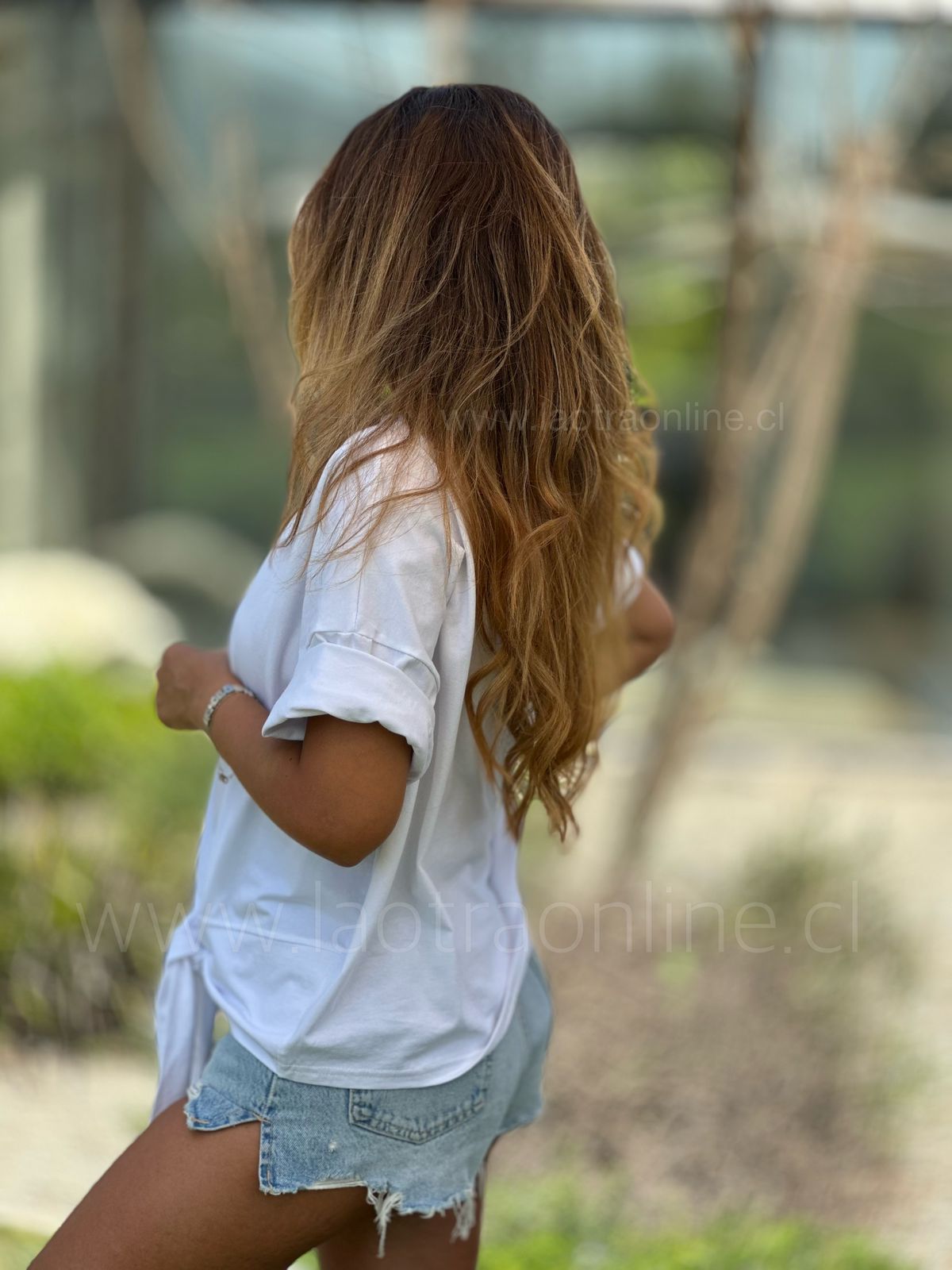Polera New nudo blanco