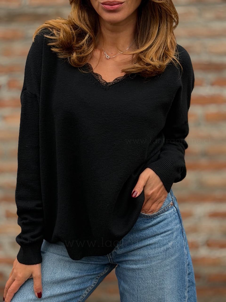 Básico cuello Encaje negro
