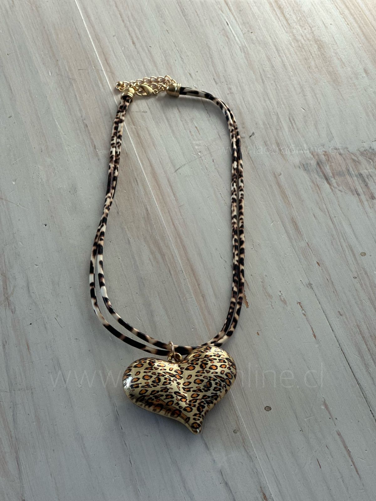 Collar Love print