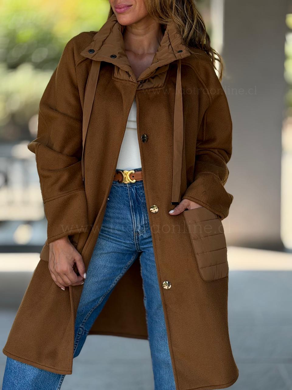 Abrigo Canadá otoño