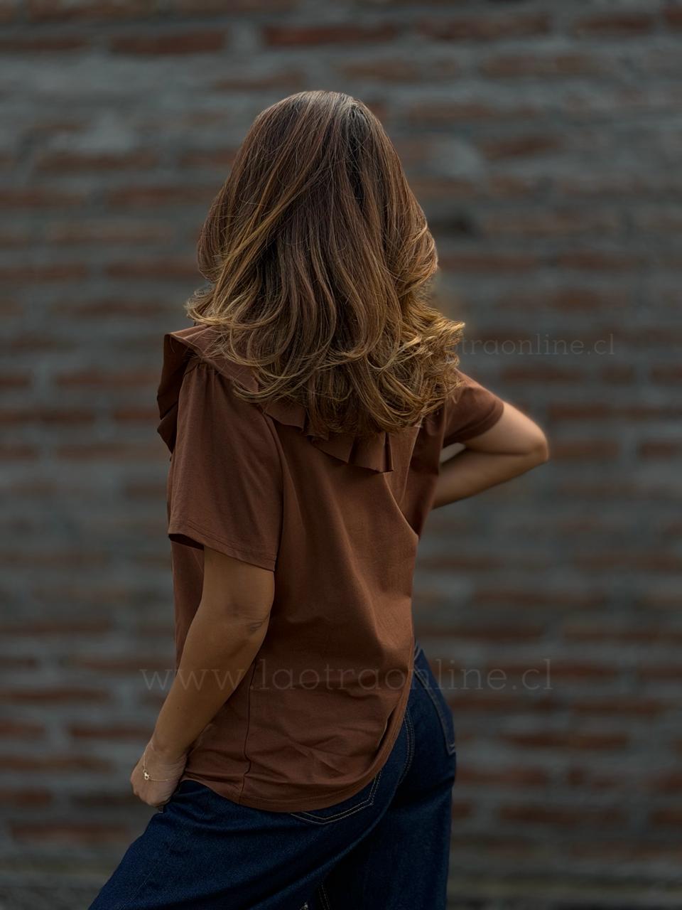 Polera Vuelo cuello V choco