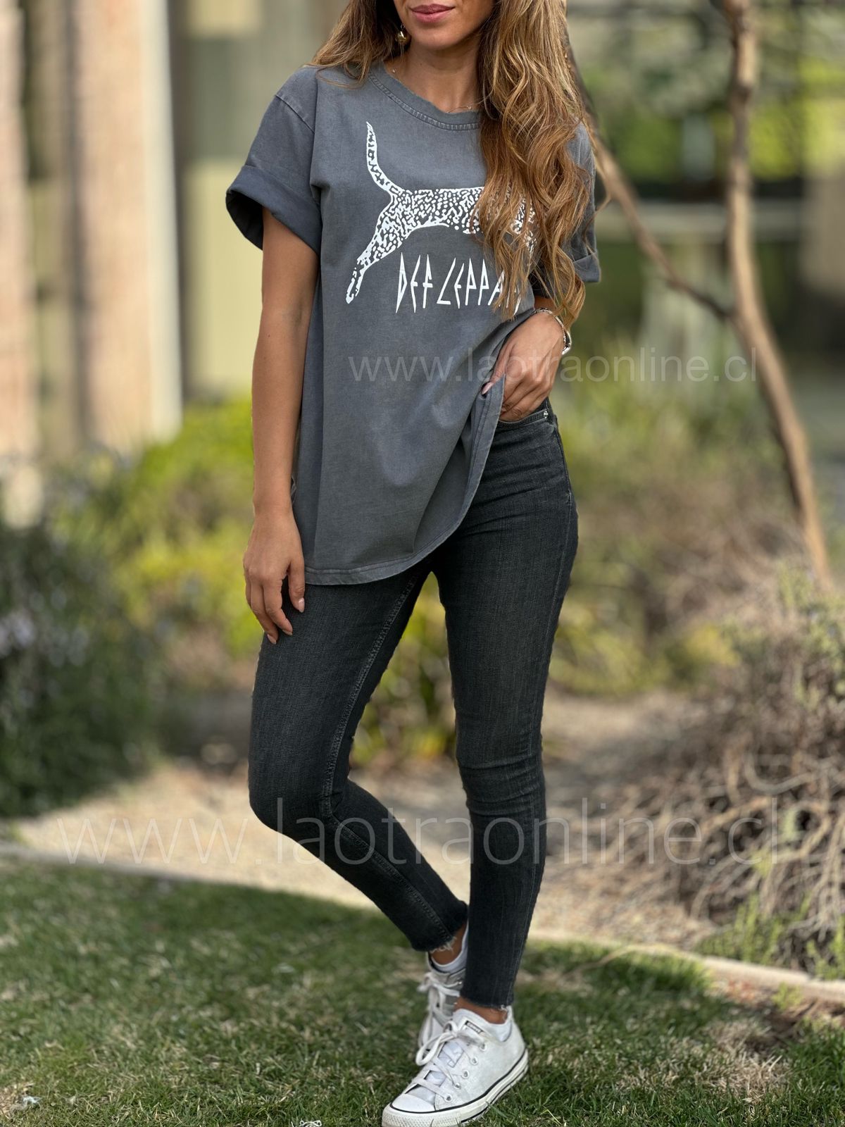 Polera Jungla gris
